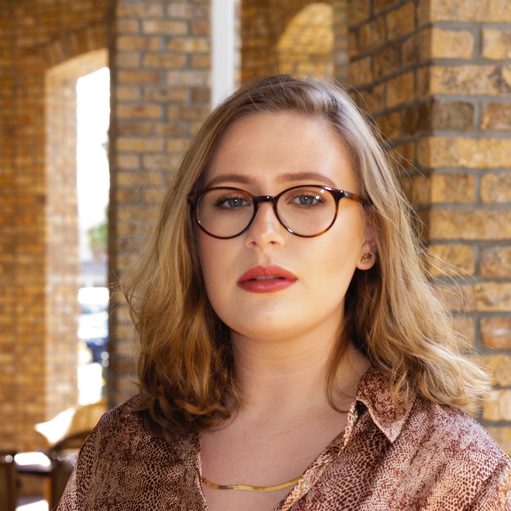 Meet your Posher, Katelyn